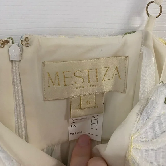 Mestiza New York Floral Lace Scolloped Cataleya Mini Formal Summer Dress - Picture 12 of 14